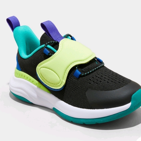 Kids' Fallon Performance Sneakers - All In Motion Black & Green - Picture 1 of 4